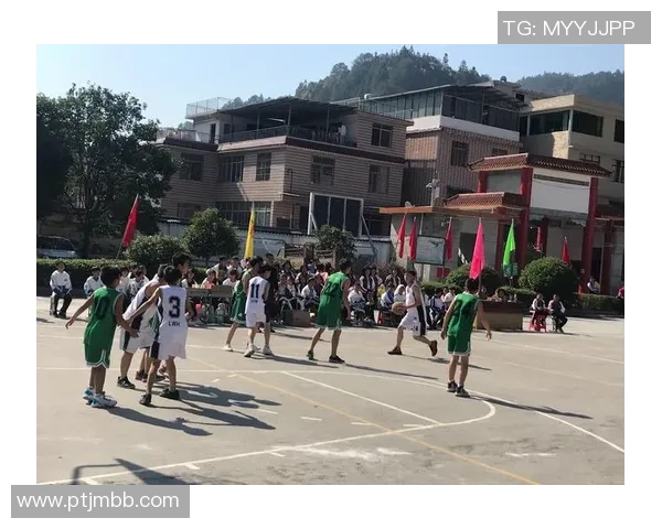 山羊胡足球明星的传奇人生与赛场风采揭秘